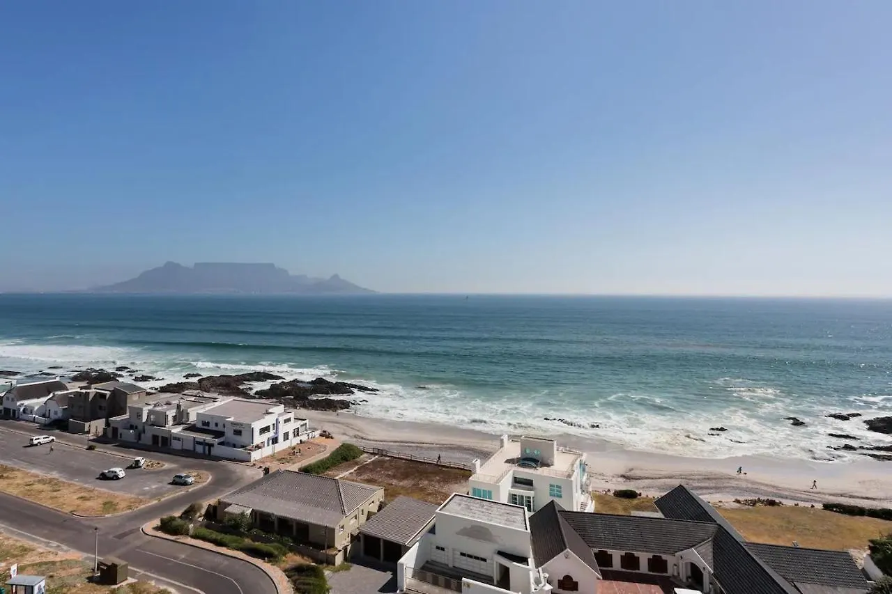 Ferienwohnung Stunning Views, The Sea & Table Mountain! Bloubergstrand
